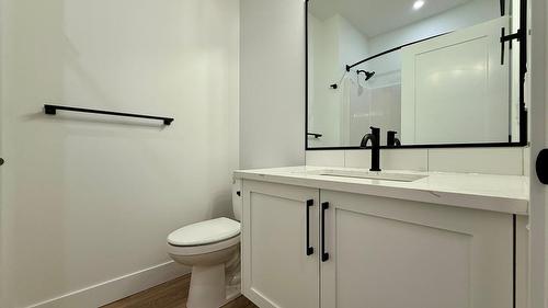 204-70 Boundary Street, Kimberley, BC - Indoor Photo Showing Bathroom