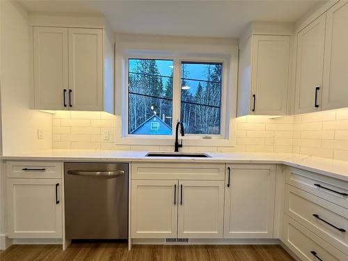 204-70 Boundary Street, Kimberley, BC - Indoor Photo Showing Kitchen