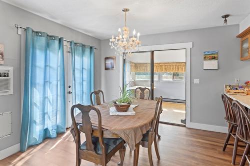 503 14Th Avenue, Creston, BC - Indoor Photo Showing Dining Room