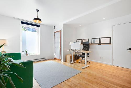 Living room - 3809 Rue St-Dominique, Montréal (Le Plateau-Mont-Royal), QC - Indoor