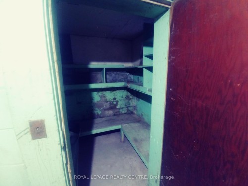 1534 Cawthra Road, Mississauga, ON - 