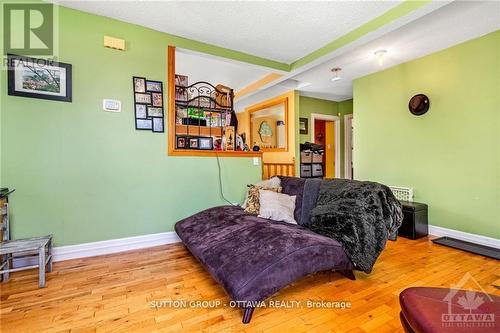 846 St Laurent Boulevard, Ottawa, ON - Indoor