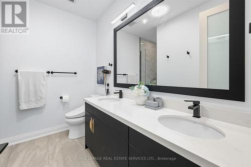 Spa-Inspired 4-PC Primary Ensuite w/Double Sinks - 396 River Side Drive, Oakville, ON - Indoor Photo Showing Bathroom