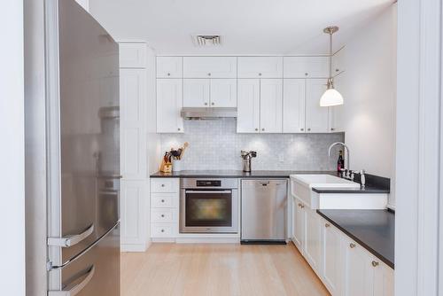 Cuisine - 1700 Rue Notre-Dame O., Montréal (Le Sud-Ouest), QC - Indoor Photo Showing Kitchen With Upgraded Kitchen