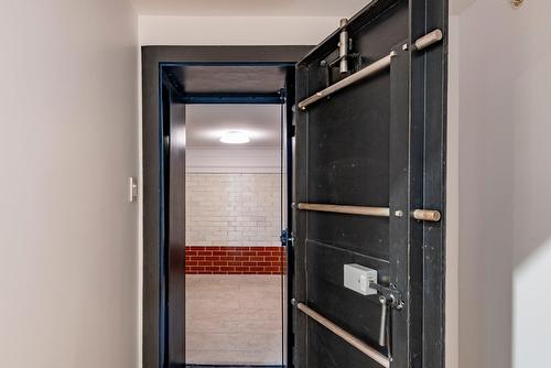 Rangement - 1700 Rue Notre-Dame O., Montréal (Le Sud-Ouest), QC - Indoor Photo Showing Other Room