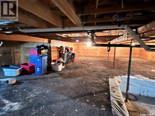 202 Hood Street, Maple Creek, SK - Indoor