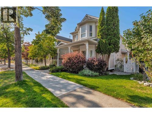 430 Mccarren Avenue, Kelowna, BC - Outdoor With Facade