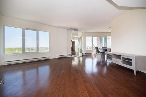 Living room - 1203-5105 Boul. De L'Assomption, Montréal (Rosemont/La Petite-Patrie), QC - Indoor