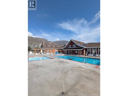 2450 Radio Tower Road Unit# 32, Oliver, BC - Outdoor With In Ground Pool