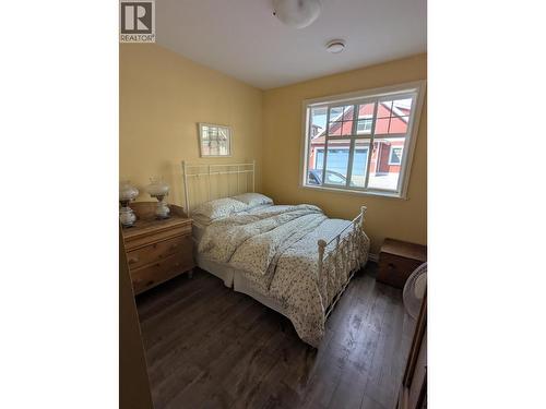 2450 Radio Tower Road Unit# 32, Oliver, BC - Indoor Photo Showing Bedroom