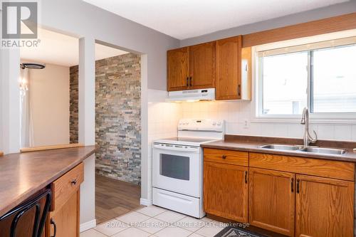 11 Carrying Place Road, Quinte West (Trenton Ward), ON - Indoor Photo Showing Kitchen With Double Sink