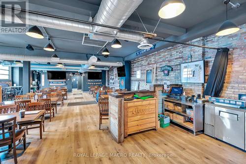 737 Barton Street E, Hamilton, ON 