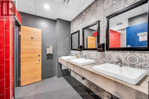 737 Barton Street E, Hamilton, ON 