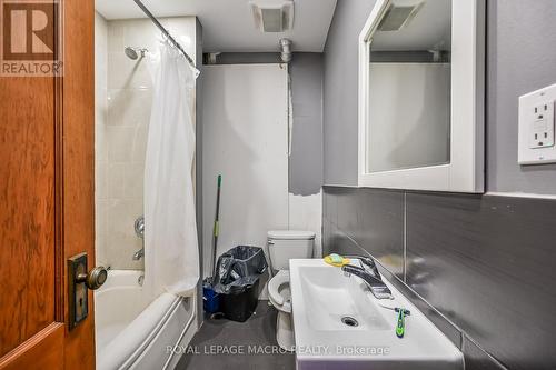 737 Barton Street E, Hamilton, ON 