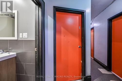 737 Barton Street E, Hamilton, ON 