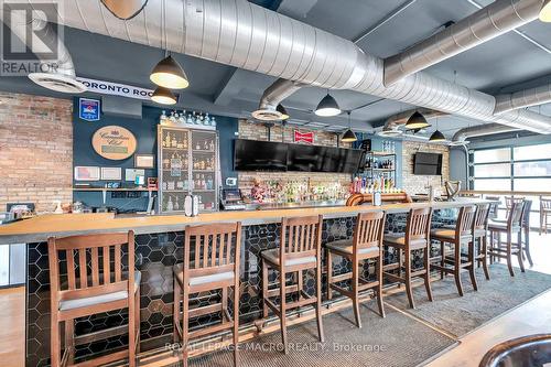 737 Barton Street E, Hamilton, ON 