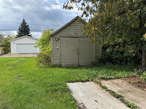 122 8Th Avenue N, Swan River, MB - Outdoor