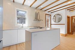 1600 Av. Ducharme  Montréal (Outremont), QC H2V 1G5