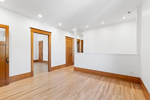 Living room - 1600 Av. Ducharme, Montréal (Outremont), QC - Indoor Photo Showing Other Room