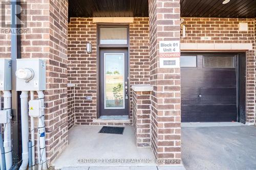 104 - 585 Colborne Street, Brantford, ON - Outdoor
