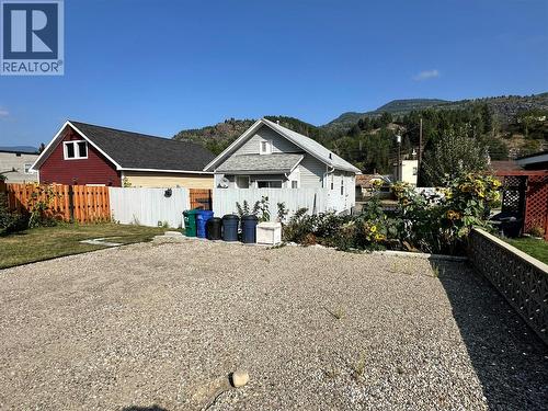 1834 Fifth Avenue, Trail, BC - Outdoor