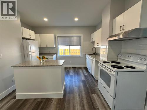 1834 Fifth Avenue, Trail, BC - Indoor Photo Showing Kitchen
