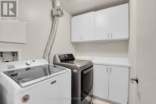 1003 - 85 Bronson Avenue, Ottawa, ON - Indoor Photo Showing Laundry Room