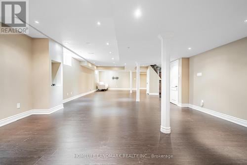 2481 Whistling Springs Crescent, Oakville, ON - Indoor Photo Showing Other Room