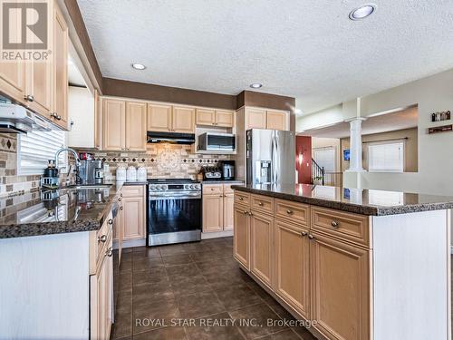 63 Green Bank Drive, Cambridge, ON - Indoor Photo Showing Kitchen
