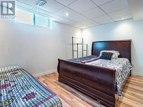 63 Green Bank Drive, Cambridge, ON - Indoor Photo Showing Bedroom