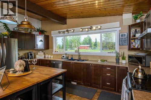 34380 Chief Lake Road, Prince George, BC - Indoor Photo Showing Kitchen With Double Sink