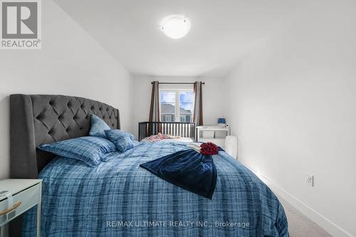 38 Silo Mews, Barrie, ON - Indoor Photo Showing Bedroom
