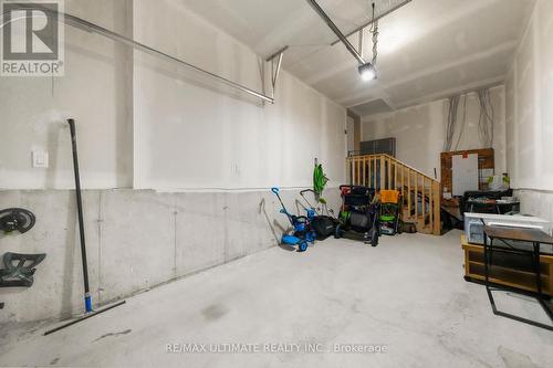 38 Silo Mews, Barrie, ON - Indoor Photo Showing Garage