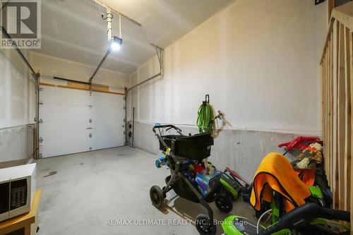 38 Silo Mews, Barrie, ON - Indoor Photo Showing Garage