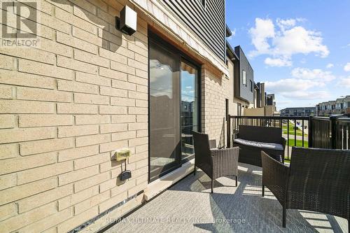 38 Silo Mews, Barrie, ON - Outdoor With Exterior