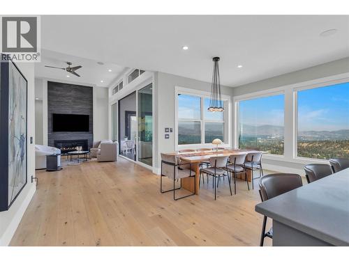 1050 Ledgeview Court, Kelowna, BC - Indoor