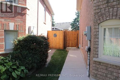 164 Royal Valley Drive, Caledon, ON - Outdoor