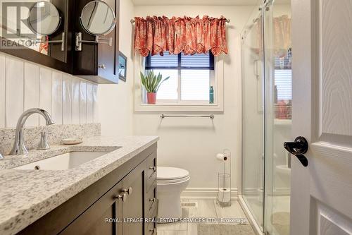 163 Bendamere Avenue, Hamilton, ON - Indoor Photo Showing Bathroom