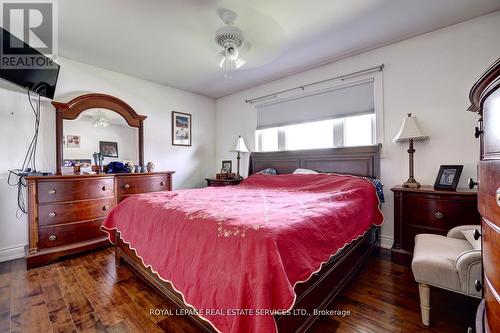 163 Bendamere Avenue, Hamilton, ON - Indoor Photo Showing Bedroom