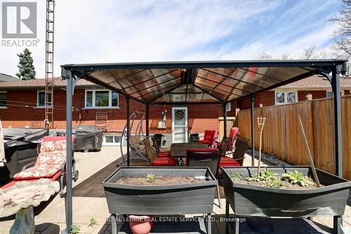 163 Bendamere Avenue, Hamilton, ON - Outdoor With Deck Patio Veranda With Exterior