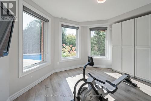 973 Mountview Court, Oshawa (Pinecrest), ON - Indoor