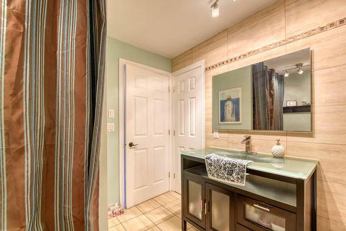 Salle de bains - 7294  - 7298 Av. Christophe-Colomb, Montréal (Villeray/Saint-Michel/Parc-Extension), QC - Indoor Photo Showing Bathroom