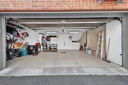 Garage - 