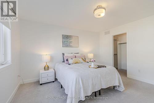 713 Teasel Way, Ottawa, ON - Indoor Photo Showing Bedroom
