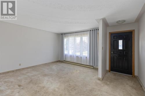 19 Admiral Dr, Sault Ste. Marie, ON - Indoor Photo Showing Other Room