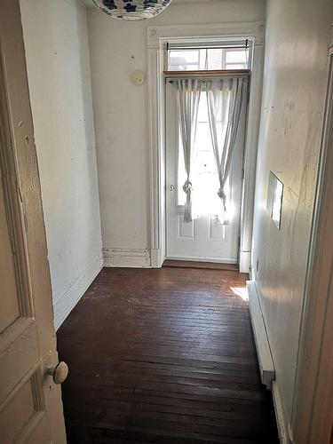 Den - 1-977 Rue St-André, Montréal (Ville-Marie), QC - Indoor Photo Showing Other Room