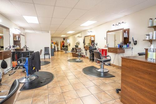 Commerce - 766  - 768 Av. De Grand-Mère, Shawinigan, QC - Indoor