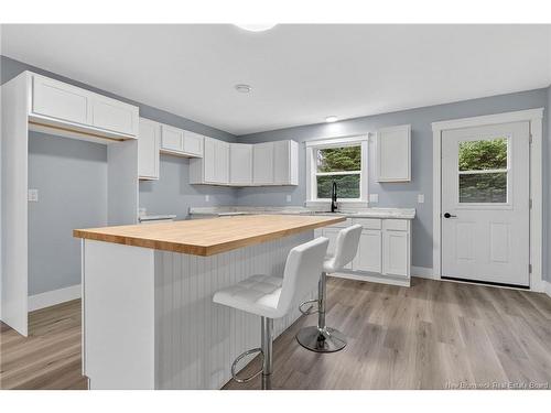 8 Fawcett Ave, Petitcodiac, NB 