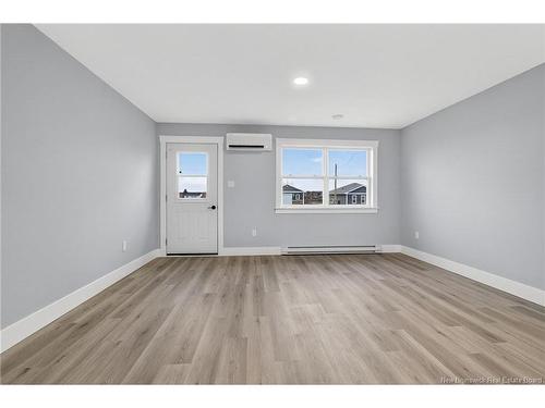 8 Fawcett Ave, Petitcodiac, NB 