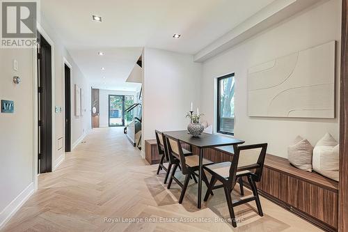 700 Montbeck Crescent, Mississauga, ON - Indoor Photo Showing Dining Room